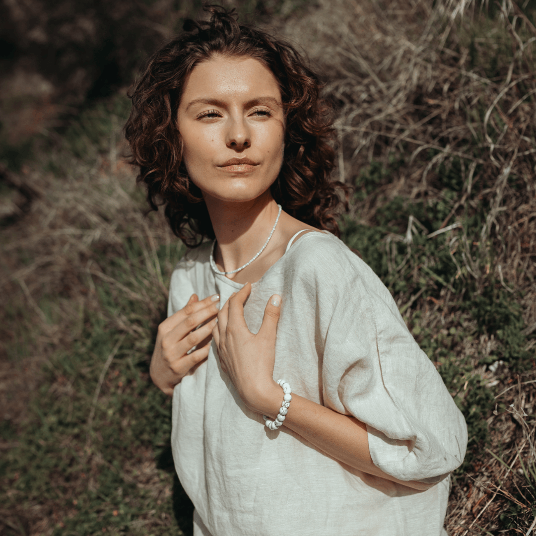 THE DAINTY-Silver- Mother Of Pearl- NECKLACE