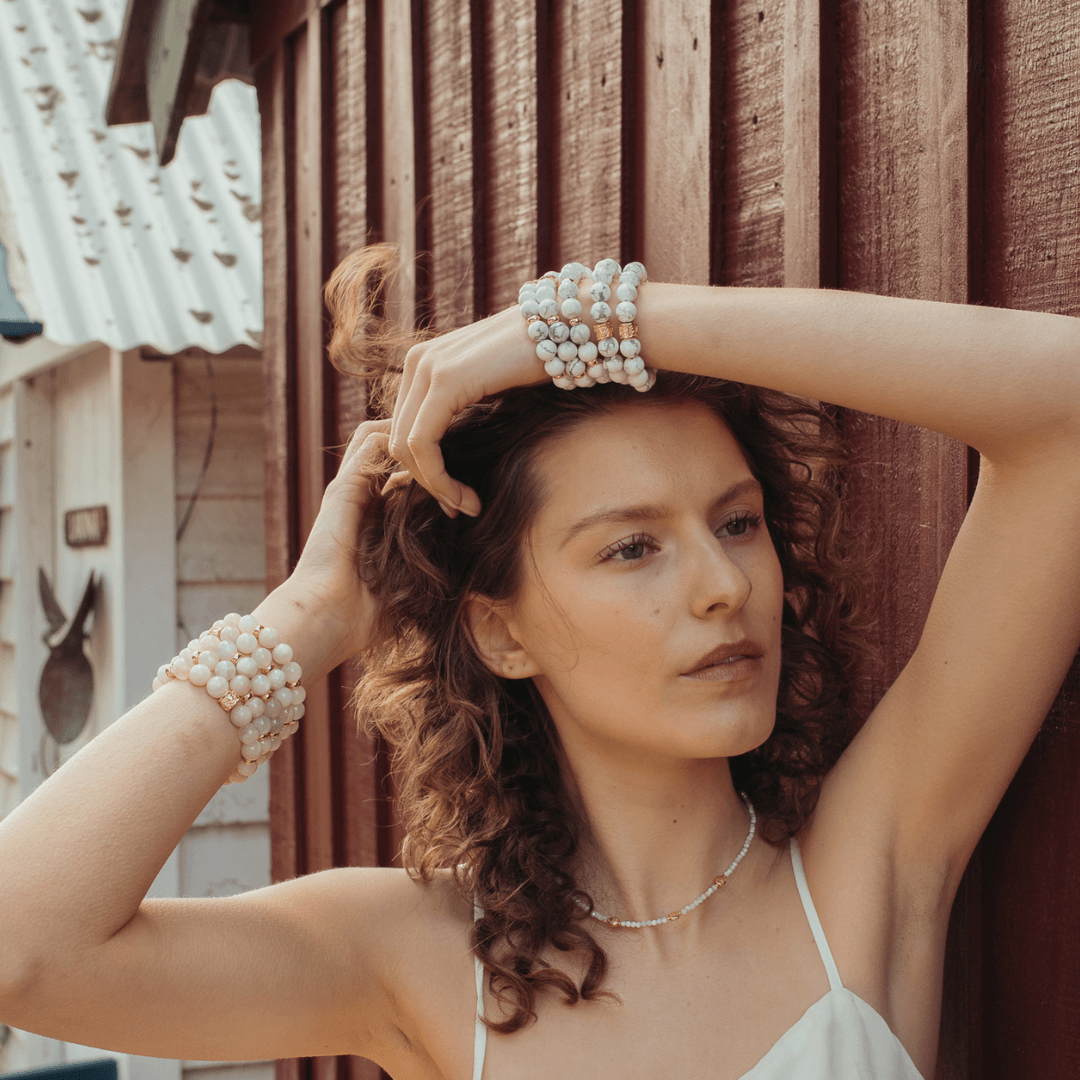 THE DAINTY- EYES- Mother Of Pearl- NECKLACE