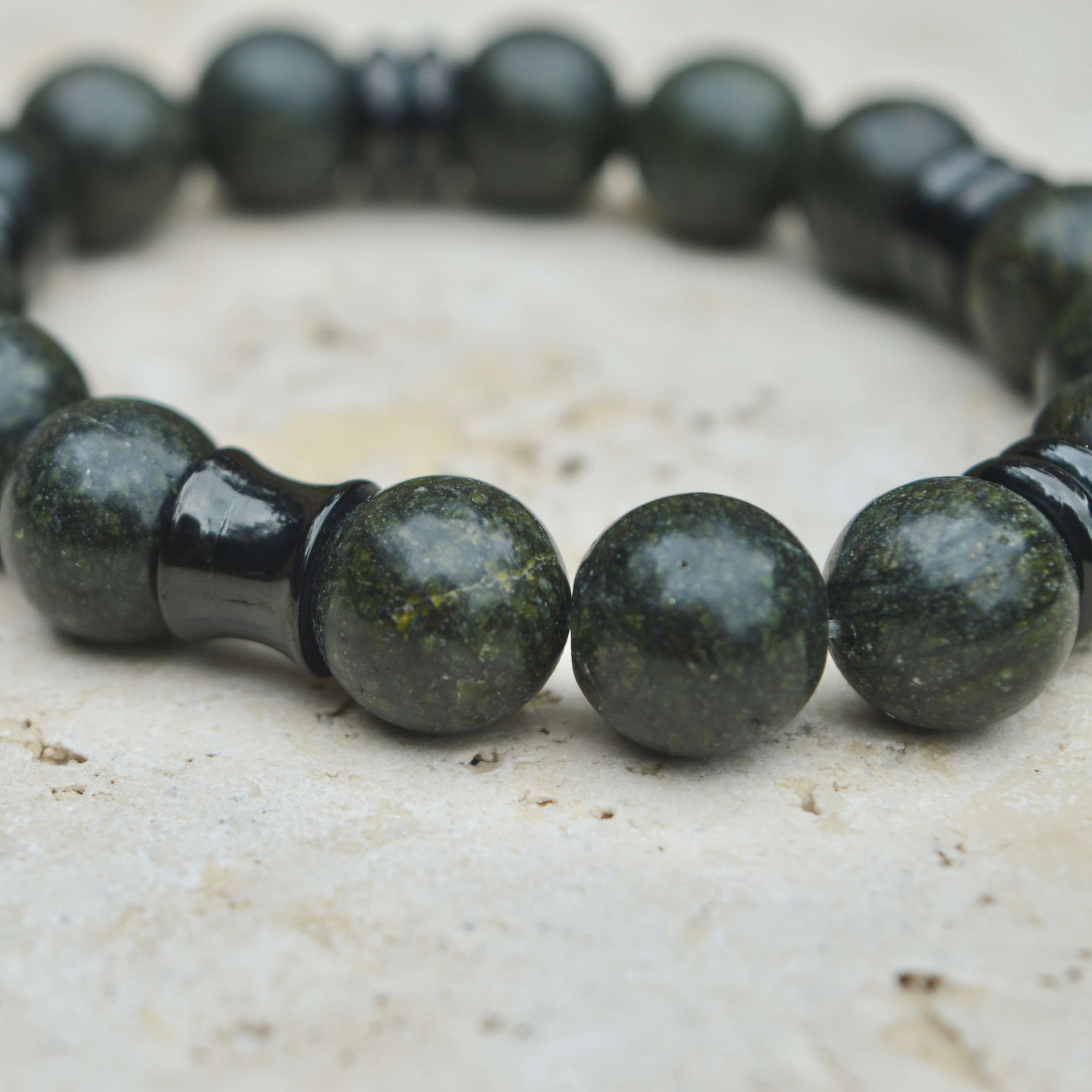 SERPENTINE BEADED BRACELET- NERO COLLECTION - Headless Nation