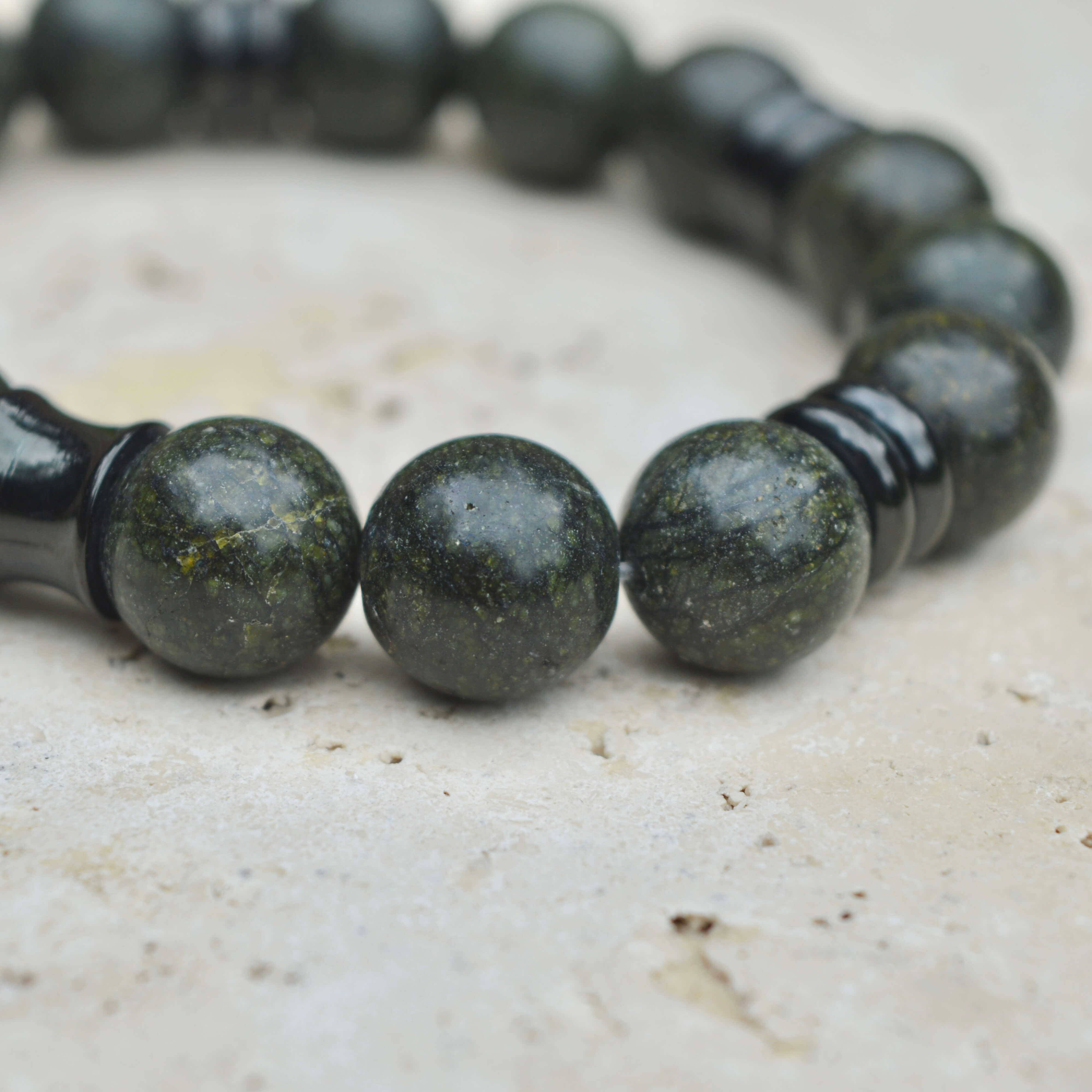 SERPENTINE BEADED BRACELET- NERO COLLECTION - Headless Nation