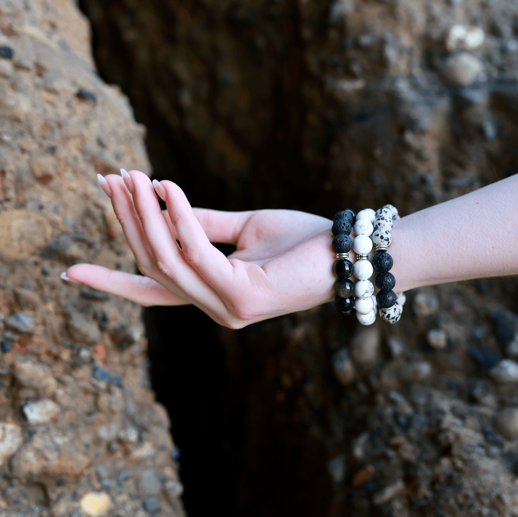 OBSIDIAN & LAVA STONE BEADED BRACELET - EXODUS COLLECTION - Headless Nation